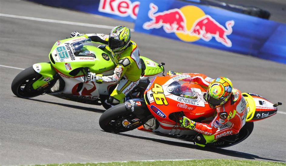 motogp indianapolis trening 2011 rossi capirossi