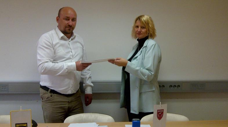 Zoran Petrovič in Sonja Kramar, predsednica SORS-a.