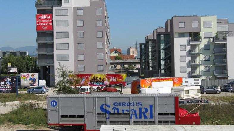 Cirkus sredi Ljubljane.