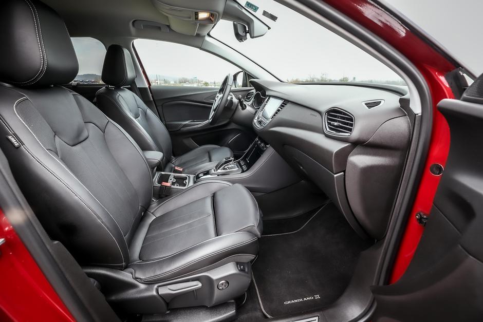 Opel Grandland X Hybrid4 | Avtor: Saša Despot