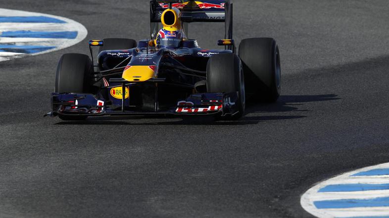 Napoved, da bo svetovni prvak, je samomorilska, trdi Mark Webber. (Foto: Reuters