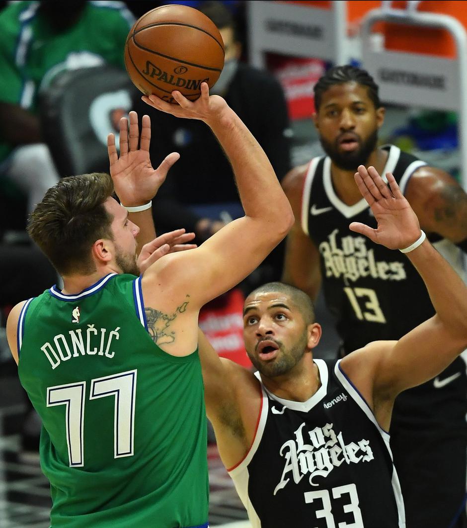 Luka Dončić Nicolas Batum Clippers Mavs | Avtor: Profimedia