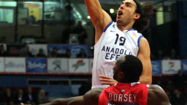 Vujačić Vujacic Anadolu Efes Olympiacos Top 16 Evroliga