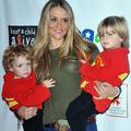 Brooke Mueller, Bob, Max