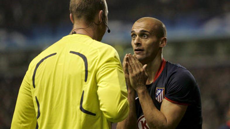 Mariano Pernia se ni mogel načuditi odločitvi švedskega stranskega sodnika.