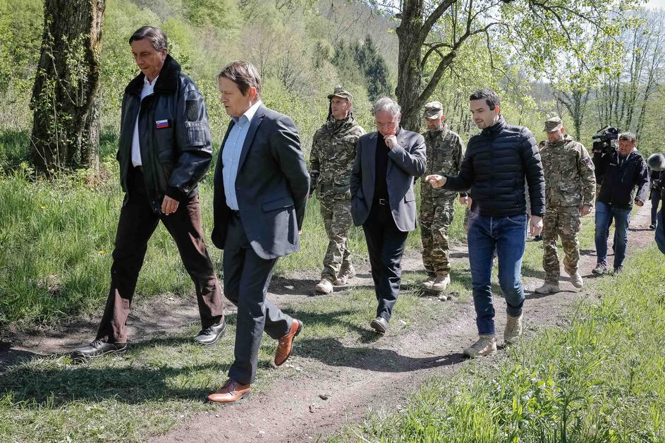 ogled vojaških sil na meji s Hrvaško