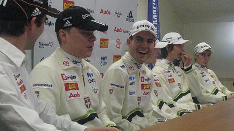 Naši orli gredo na ekipni tekmi v boj do šestega mesta.