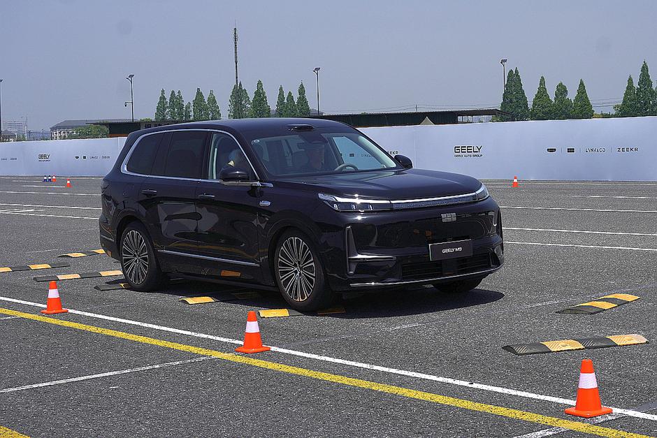 geely | Avtor: Matija_Janežič