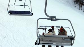 gorenjska 14.02.08 sedeznica, zicnica, smucarji, sneg, Kranjska Gora, smucisce; 