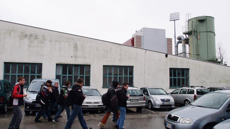 Nov objekt MIC bo zrasel na območju obstoječih, več kot 50 let starih lesarskih 