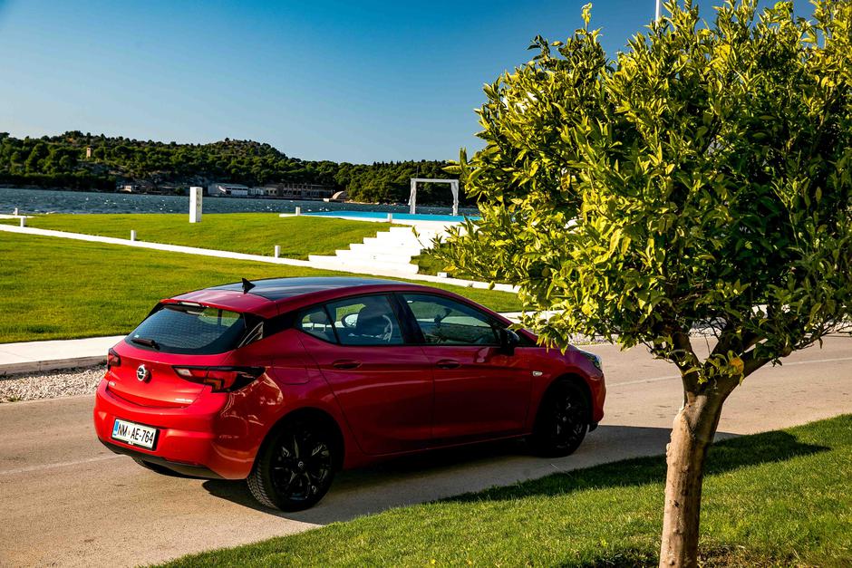 Opel Astra | Avtor: Saša Despot