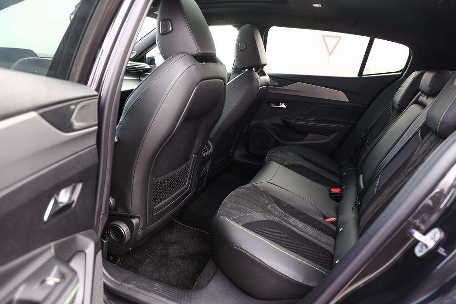 Peugeot 408 | Avtor: Saša Despot