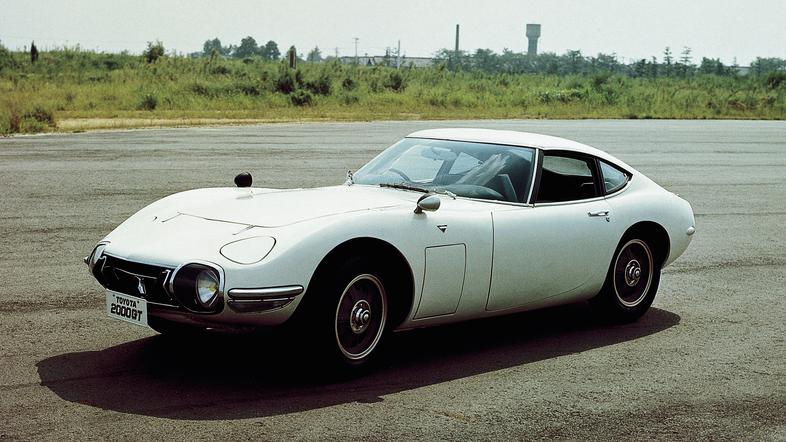 toyota 2000 GT