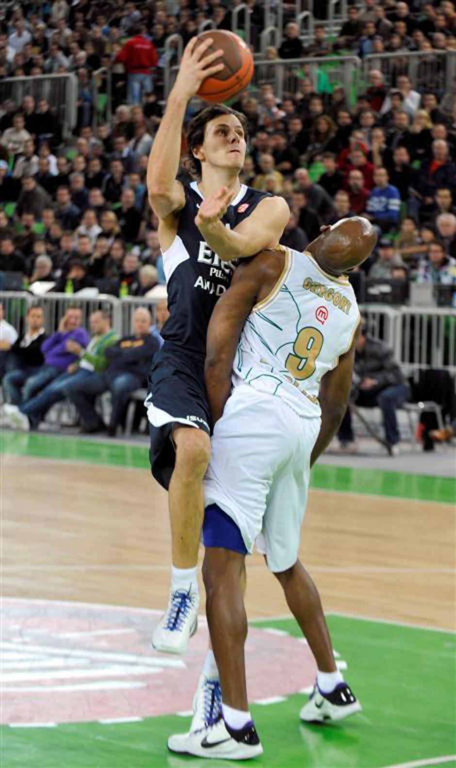 Kenny Gregory Bo%C5%A1tjan Nachbar | Avtor: Nik Rovan