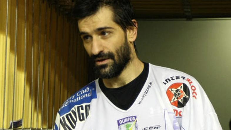 Ralph Intranuovo bo ostal v Ljubljani.