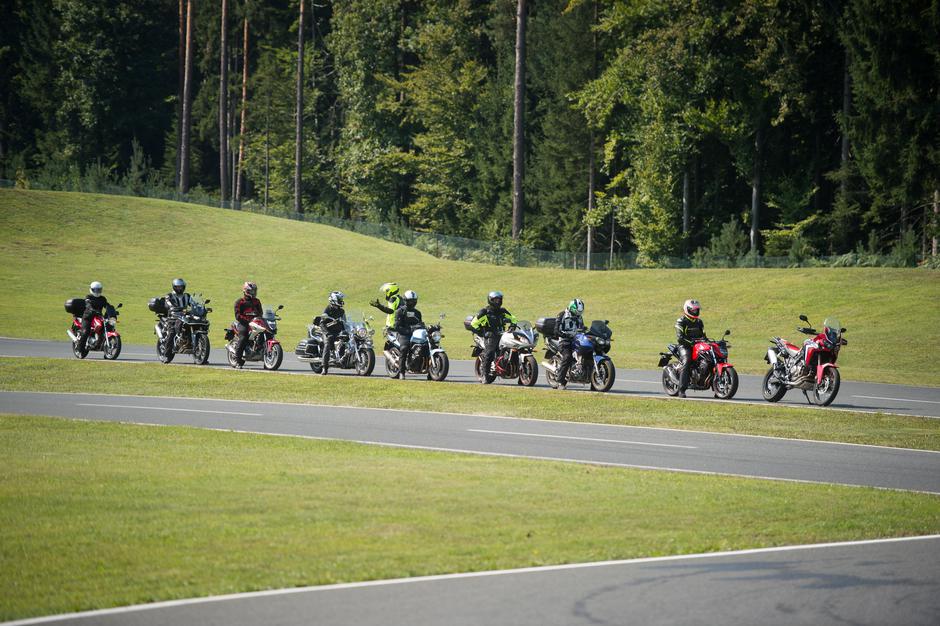 Motoristi in tečaj varne vožnje | Avtor: Anže Petkovšek