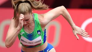 Novice: Najhitrejša Slovenka povila hčer - Maja Mihalinec Zidar