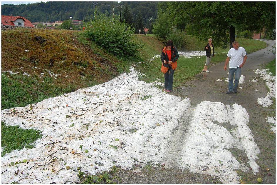 Boštanj, Sevnica, neurje, toča