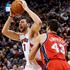 Andrea Bargnani in Kris Humphries