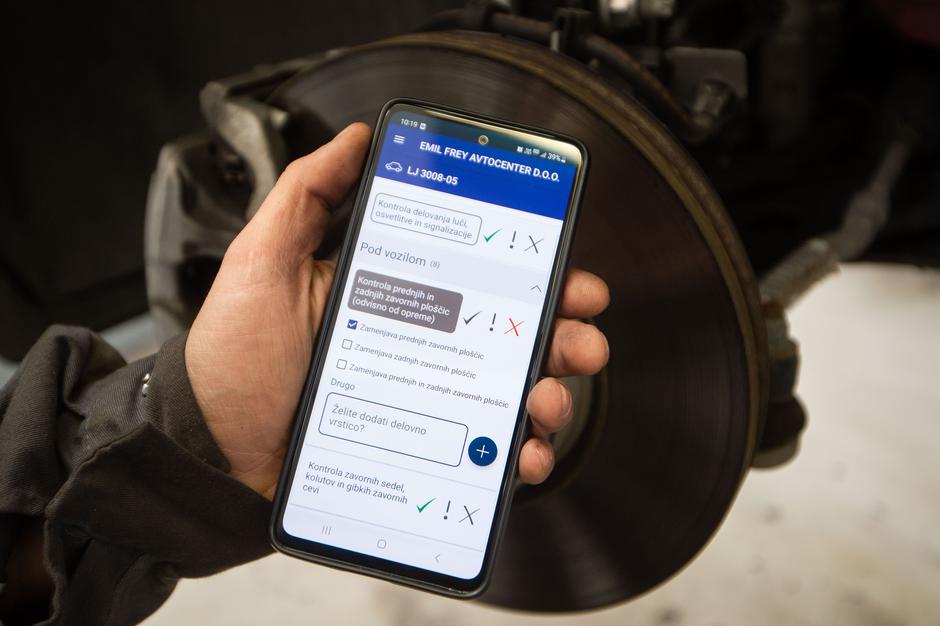 servis Emil Frey | Avtor: Anže Petkovšek