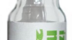 Steklenička predvolilne megle 