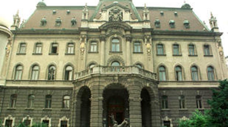 Štirje kandidati za rektorja Univerze v Ljubljani so oddali svoje volilne progra