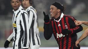 Ronaldinho je bil z dvemi zadetki nedvomno prvo ime večnega derbija med Juventus