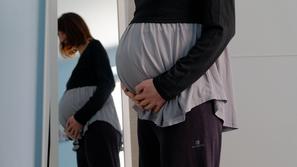 nosečnica v devetem mesecu nosečnosti