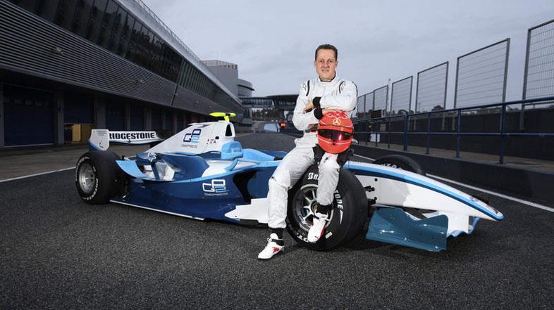 Michael Schumacher bo imel na nosu Mercedesovega dirkalnika številko 3. (Foto: R