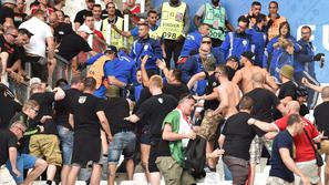 (Madžarska - Islandija)