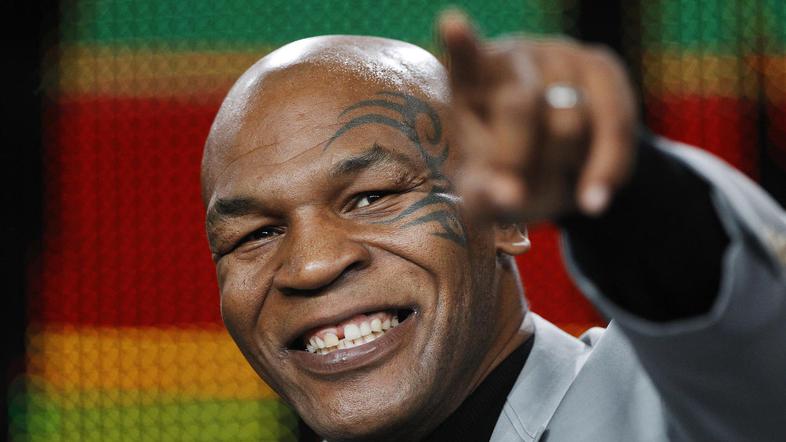 Mike Tyson napoveduje gladko zmago Vladimirja Klička. (Foto: Reuters)