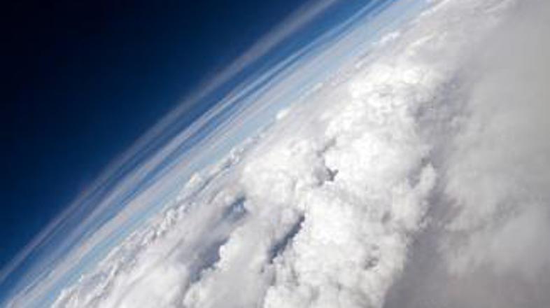 SpaceShipTwo bo švignil približno 110 kilometrov visoko.