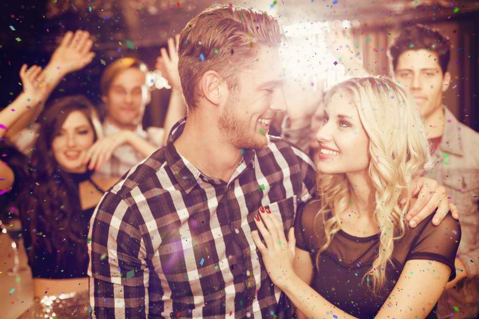 spogledovanje | Avtor: Profimedias