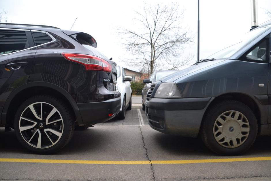 Nissanov sistem AVM štirih kamer | Avtor: Gregor Prebil