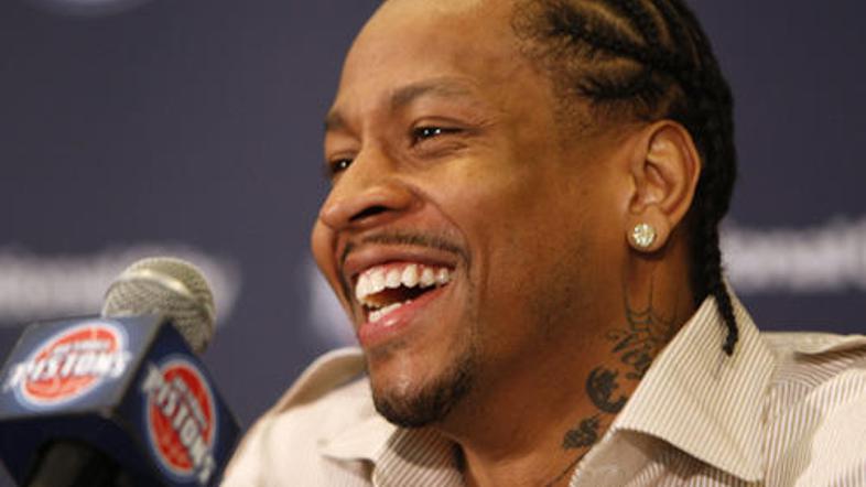 Allen Iverson bo naslednjo sezono igral za Memphis Grizzlies.