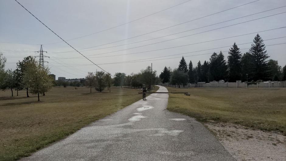 Prevrnjen drog pri Žalah | Avtor: Bralka