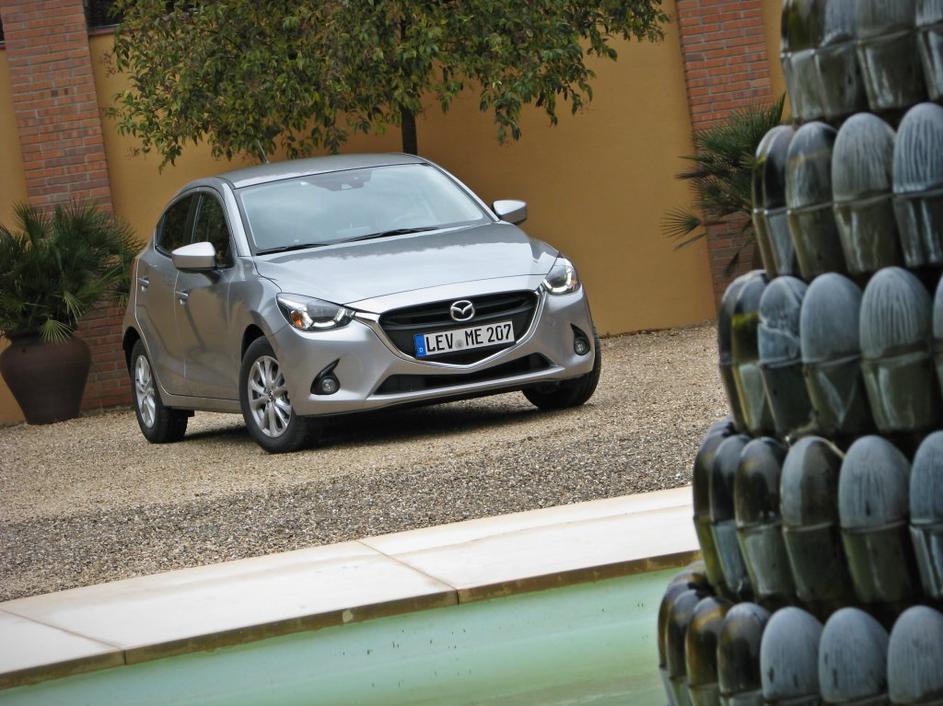 Mazda2