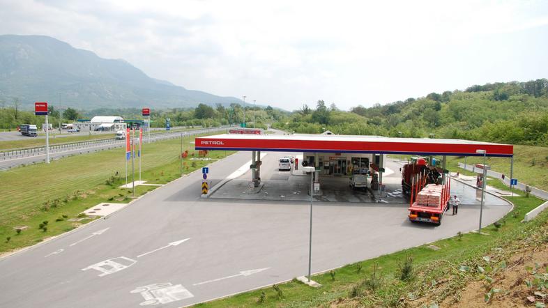 Šempas bencinski servis