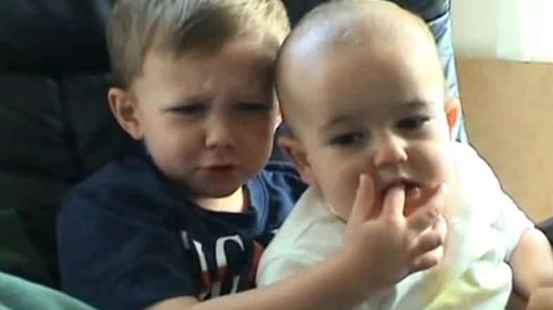 Charlie me je ugriznil