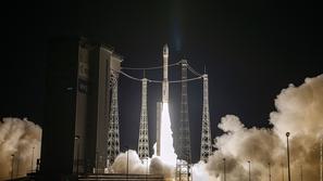 Raketa Vega, ki je v vesolje ponesla slovenska satelita