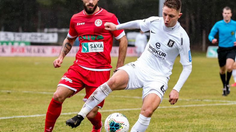 Nemanja Jakšić, Michael Pavlovič