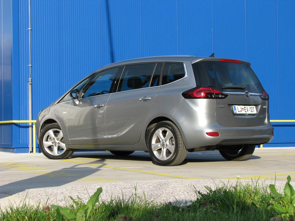 Opel zafira tourer