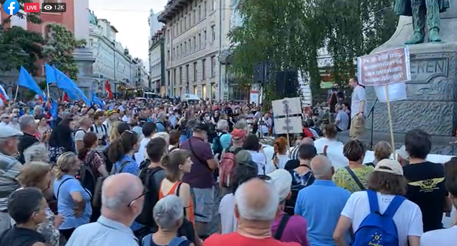 Protest na Prešernovem trgu | Avtor: Facebook