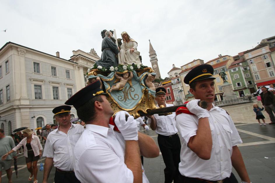 praznik Marijinega vnebovzetja, Marija, Piran, povroka