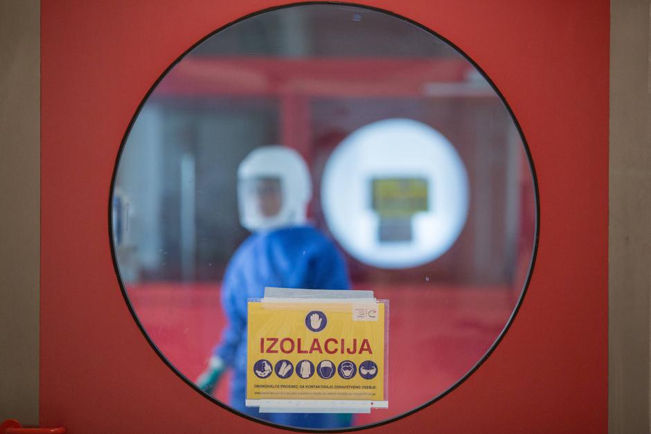 covid-19 UKC | Avtor: UKC LJ