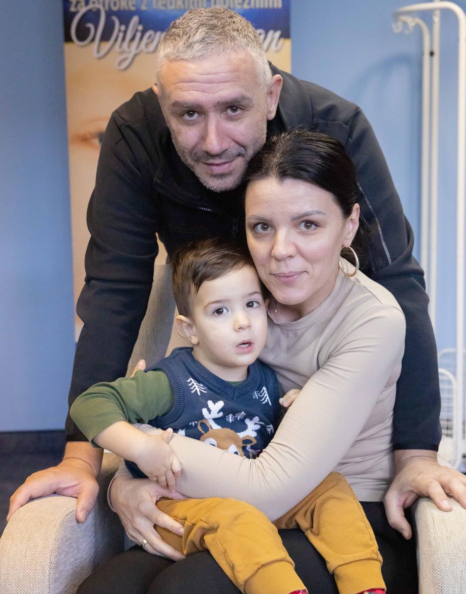  | Avtor: Viljem Julijan