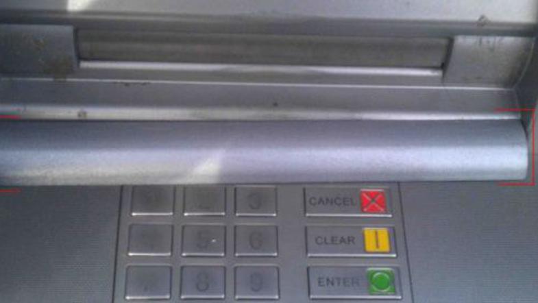 Zlorabe na bankomatu