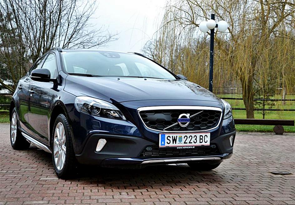 Volvo V40 cross country