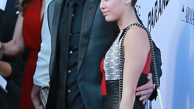 Miley Cyrus Liam Hemsworth