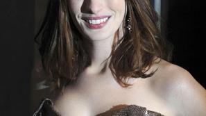 anne hathaway